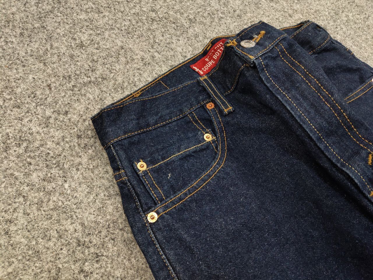 Levi's Vintage 90s Levis 505 Blue Classic Denim Jeans Made Canada Size US 33 - 11 Thumbnail