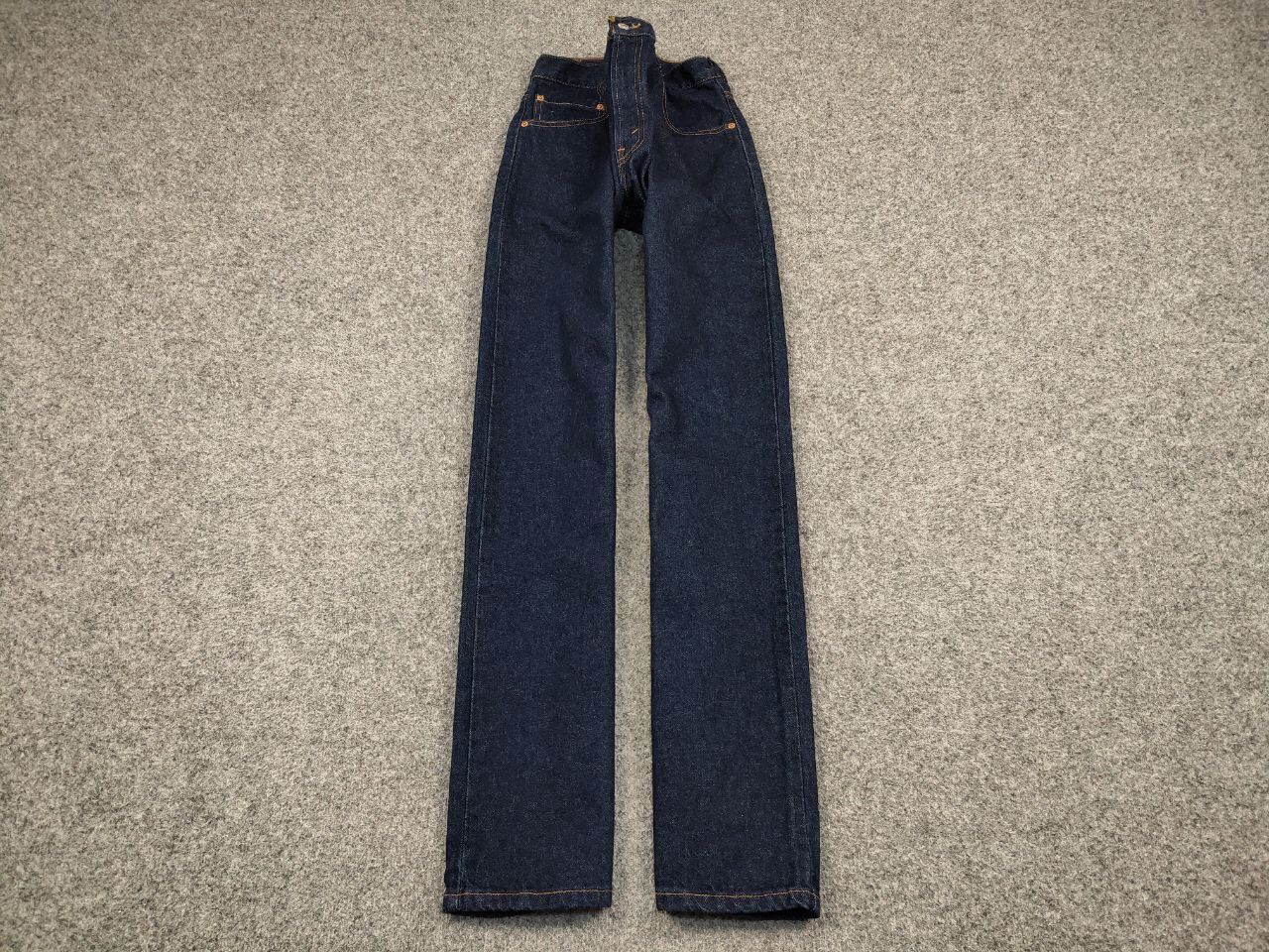 Levi's Vintage 90s Levis 505 Blue Classic Denim Jeans Made Canada Size US 33 - 2 Thumbnail