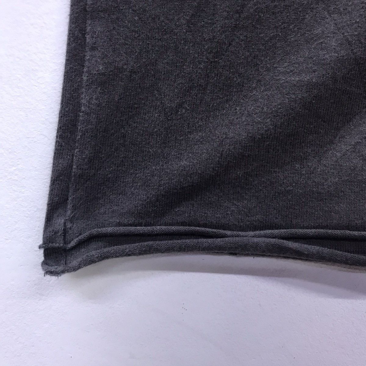 Burberry Rare!! Burberry Black Label Long Sleeve Tee Size US M / EU 48-50 / 2 - 11 Thumbnail