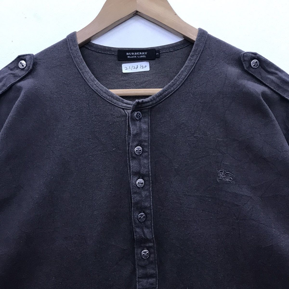 Burberry Rare!! Burberry Black Label Long Sleeve Tee Size US M / EU 48-50 / 2 - 4 Thumbnail