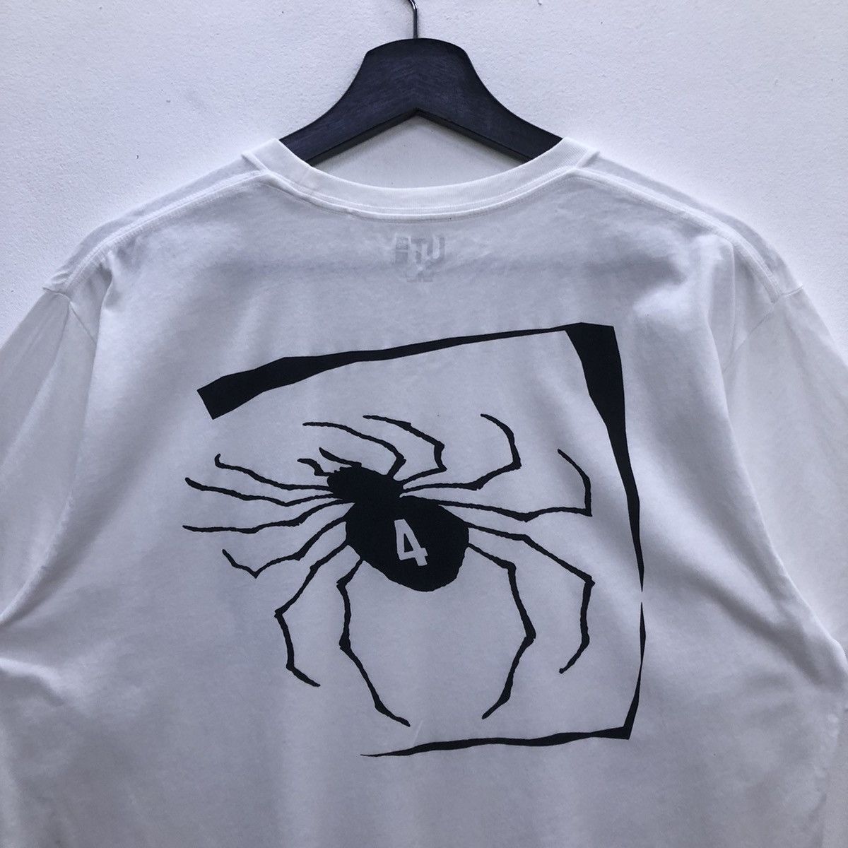 Cartoon Network × Uniqlo Hunter X Hunter Hysoka X Uniqlo Character Tshirt Size US XL / EU 56 / 4 - 10 Thumbnail