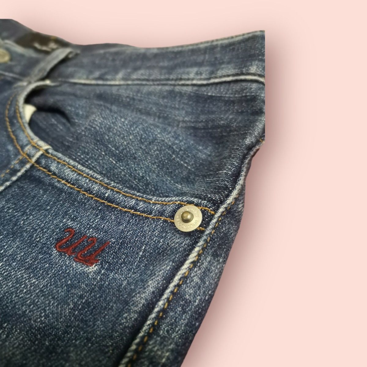 Japanese Brand RARE UNDERCOVER X UNIQLO LOW RISE JEANS Size US 29 - 14 Thumbnail