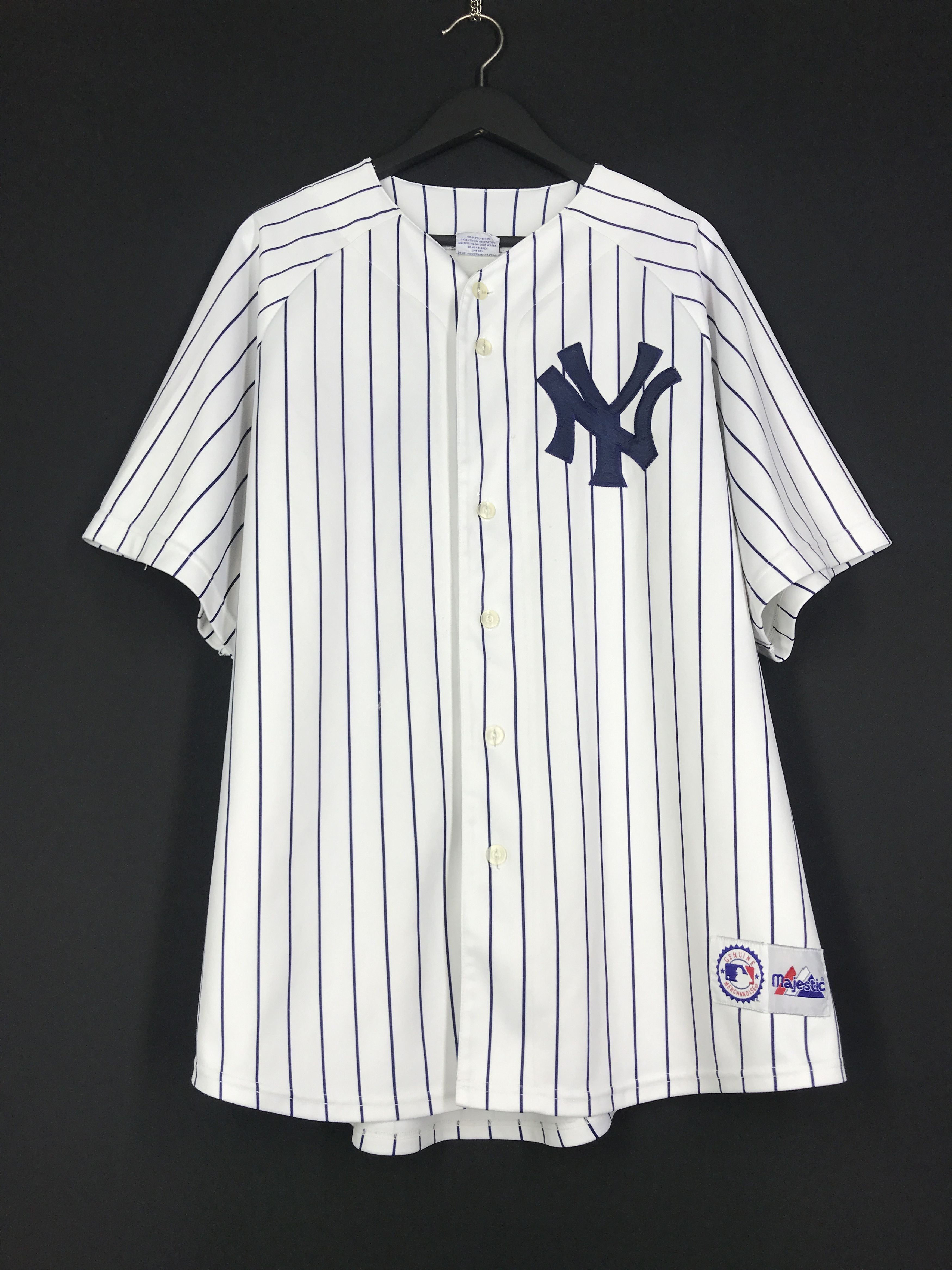 Majestic VTG Genuine Majestic NY Jersey White Yankees Shirt Size XL Size US XL / EU 56 / 4 - 1 Thumbnail