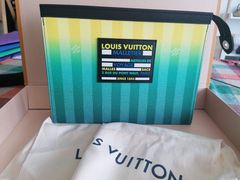 Shop Louis Vuitton Pochette Voyage Mm (M30840) by design◇base