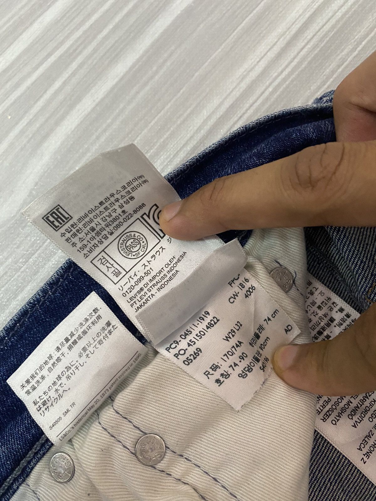 Levi's Vintage Levis 511 Jeans Released Hem Levis 511 Denim Pants Size US 29 - 14 Thumbnail