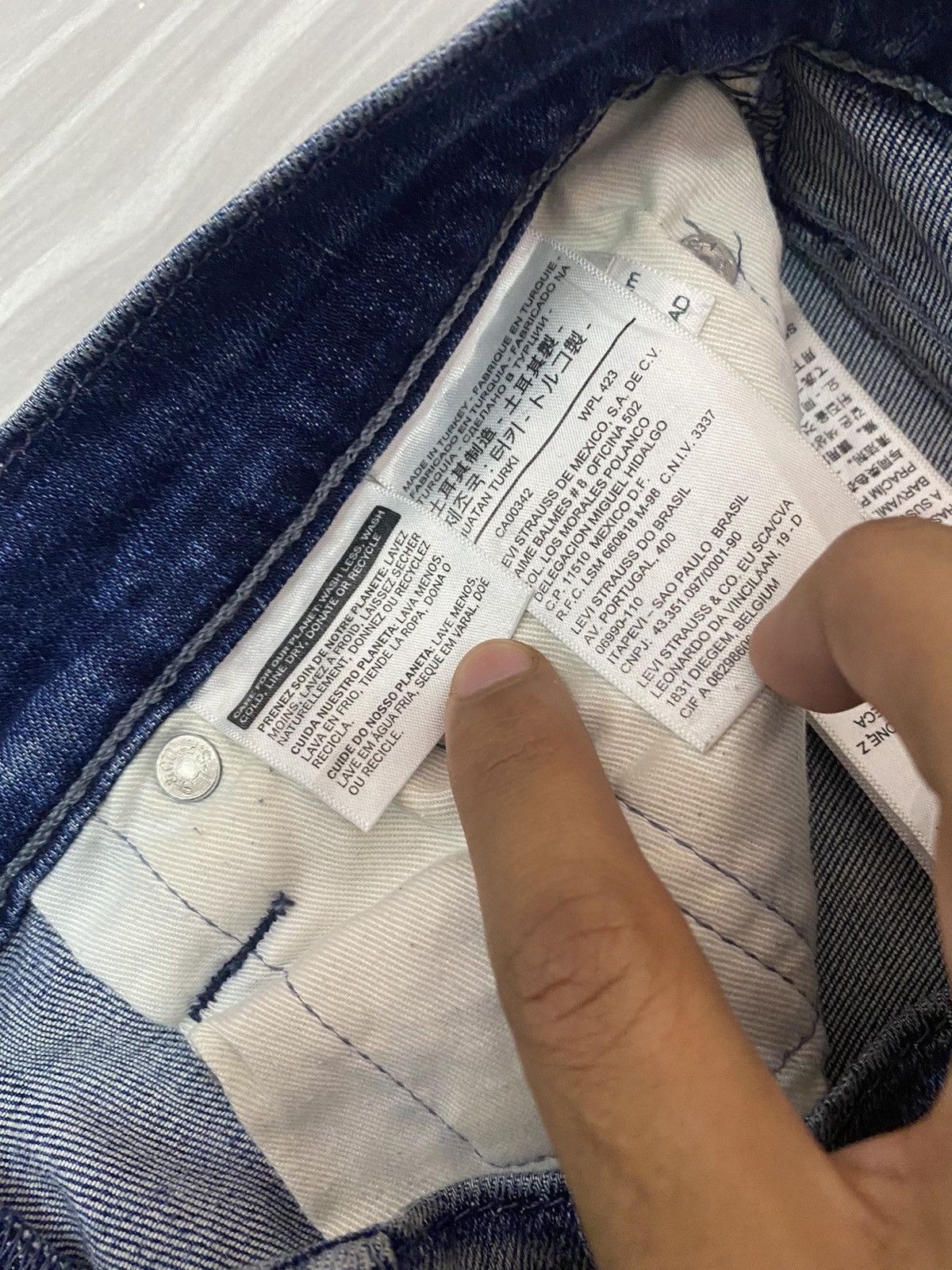 Levi's Vintage Levis 511 Jeans Released Hem Levis 511 Denim Pants Size US 29 - 13 Thumbnail