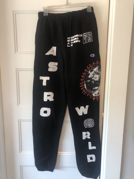 Travis scott best sale x champion sweatpants