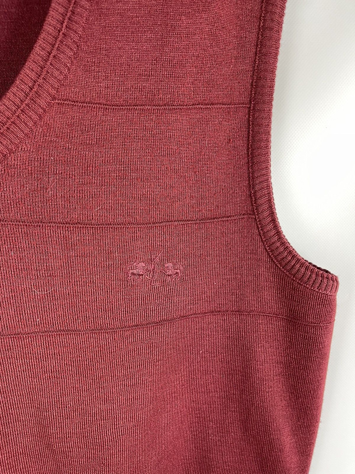 Vintage Yves Saint Laurent vintage 80s wool vest embroidered logo Size US L / EU 52-54 / 3 - 5 Thumbnail