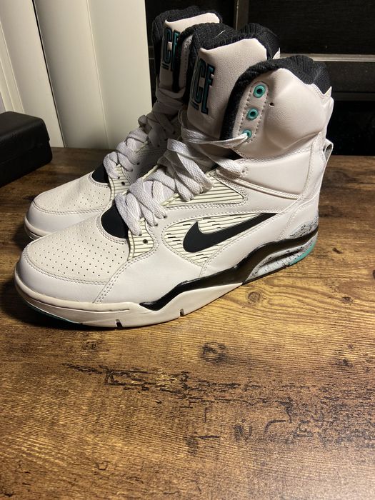 Nike air command top force hyper jade