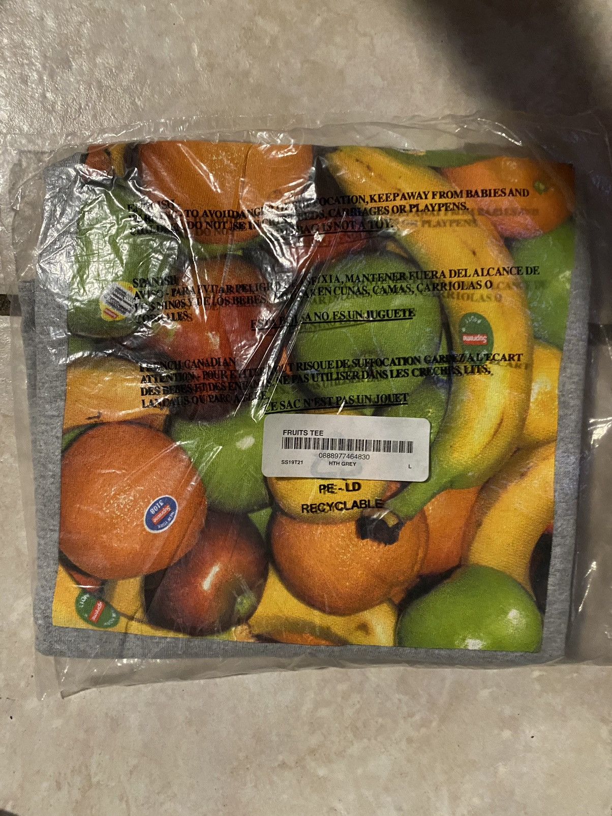 Supreme Supreme Fruits Tee Size US L / EU 52-54 / 3 - 3 Thumbnail
