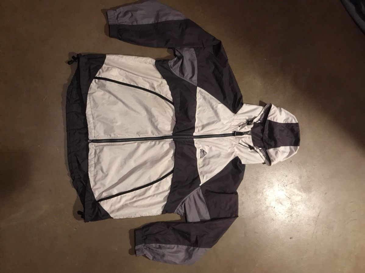 Nike × Nike ACG × Vintage Vintage Nike ACG Windbreaker/ light jacket Size US XL / EU 56 / 4 - 1 Thumbnail
