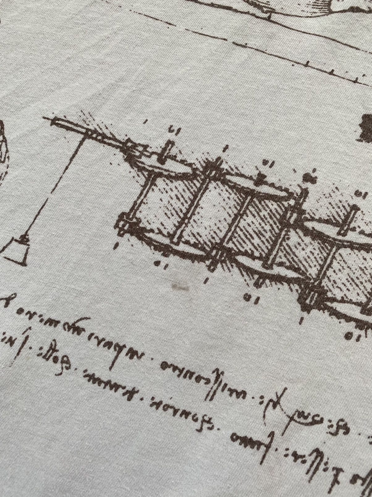 Vintage Vintage Leonardo Da Vinci Art T Shirt Tee Y2K Size US L / EU 52-54 / 3 - 3 Thumbnail