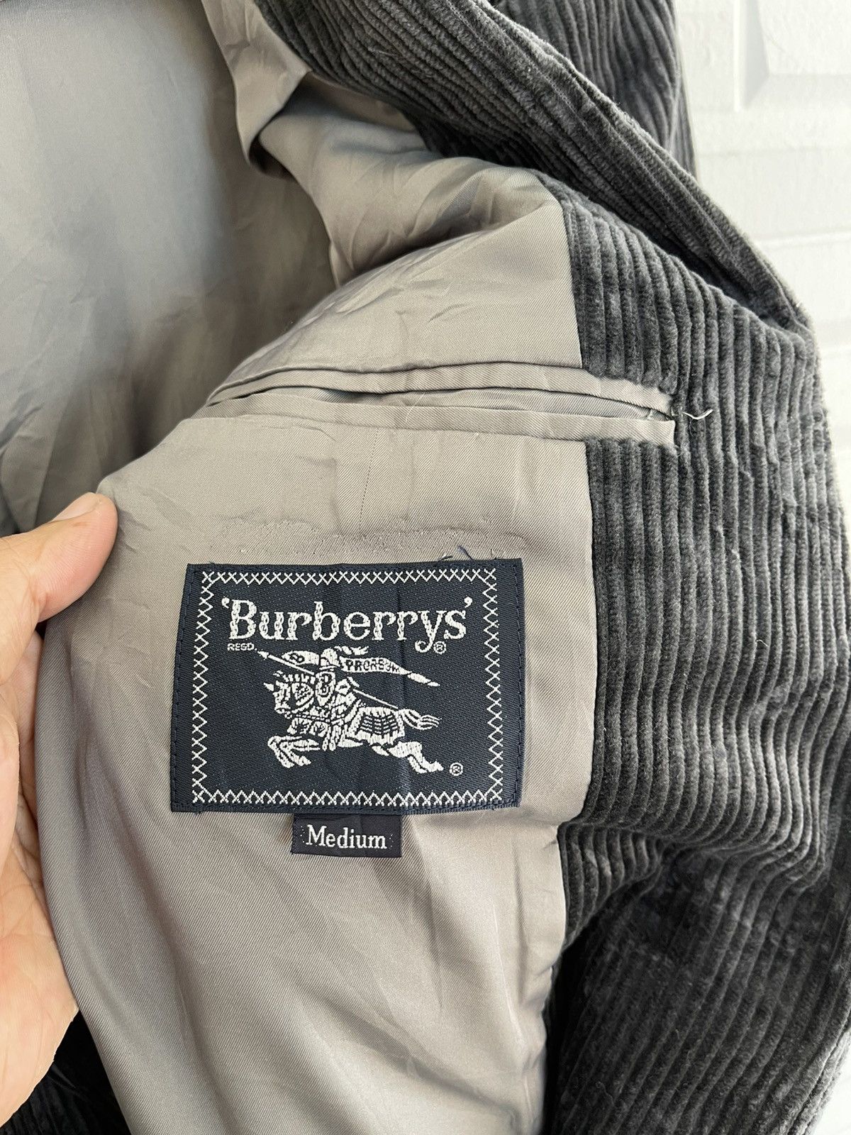 Burberry VINTAGE COLLECTION BURBERRY CORDUROY JACKET Size US M / EU 48-50 / 2 - 4 Thumbnail