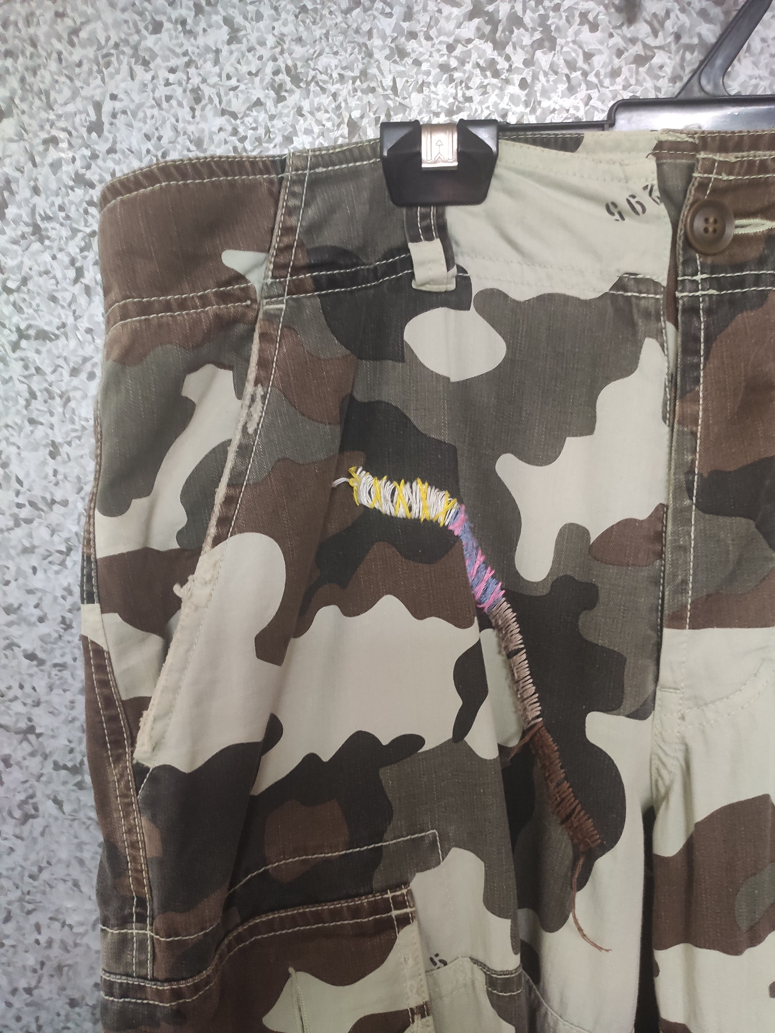 Japanese Brand 291295 cargo pants military design Size US 33 - 6 Thumbnail