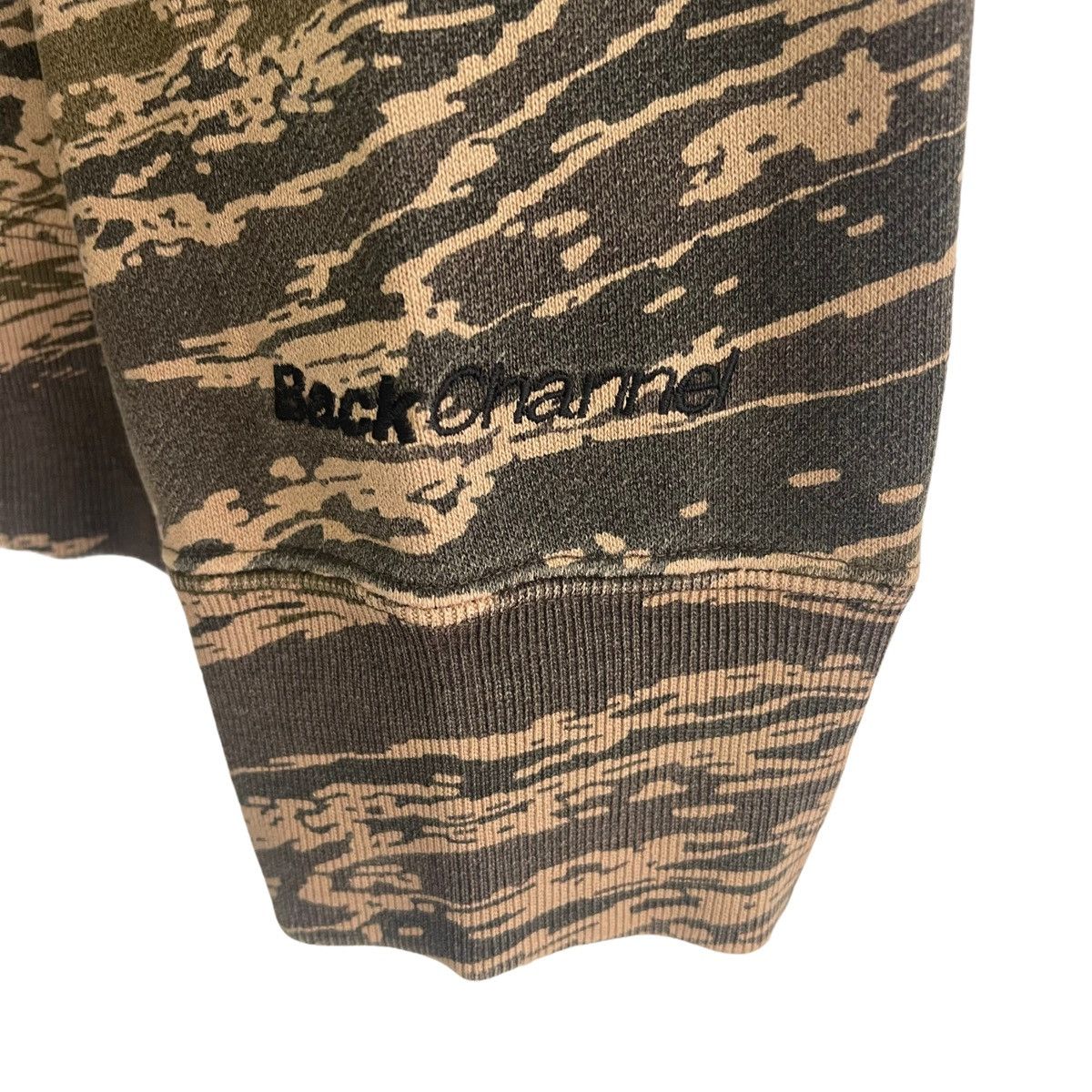 Habitat Tiger Stripe Habitat Big Logo Crewneck Sweatshirt Size XL Size US XL / EU 56 / 4 - 8 Thumbnail