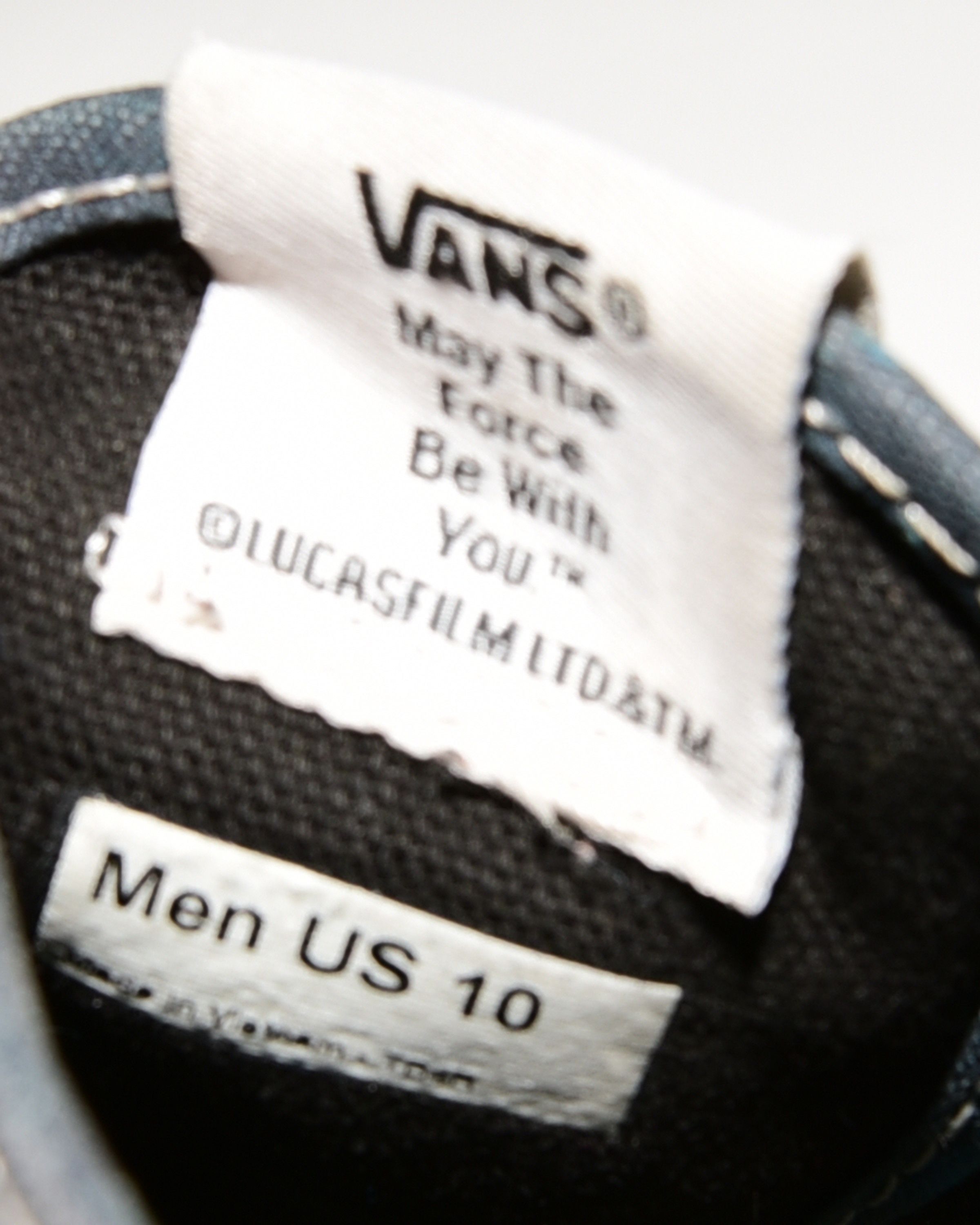 Star Wars × Vans Distressed "vintage" Star Wars Vans Size US 10 / EU 43 - 11 Thumbnail