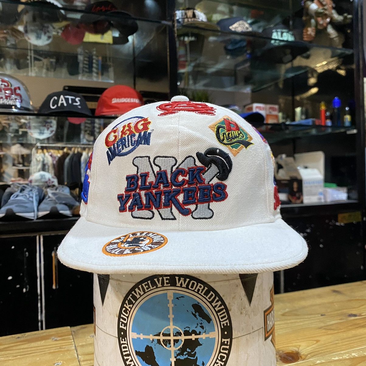 Authentic Negro Leagues VINTAGE RARE‼️Negro American League All Patches Embroided Size ONE SIZE - 1 Thumbnail