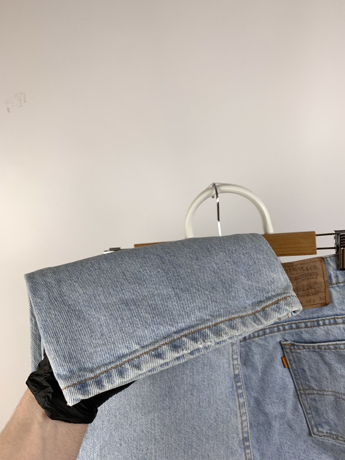 Levi's Vintage Clothing Vintage Levi’s 550 Orange Tab Washed Blue Made In USA Denim Size US 40 / EU 56 - 19 Thumbnail
