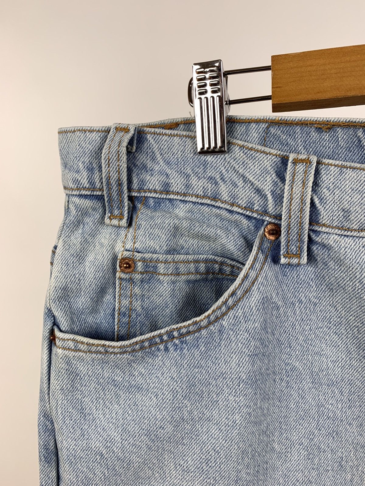 Levi's Vintage Clothing Vintage Levi’s 550 Orange Tab Washed Blue Made In USA Denim Size US 40 / EU 56 - 13 Thumbnail