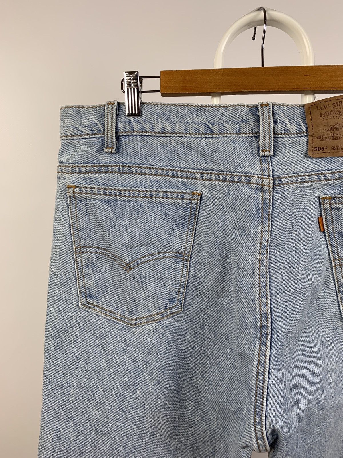 Levi's Vintage Clothing Vintage Levi’s 550 Orange Tab Washed Blue Made In USA Denim Size US 40 / EU 56 - 16 Thumbnail