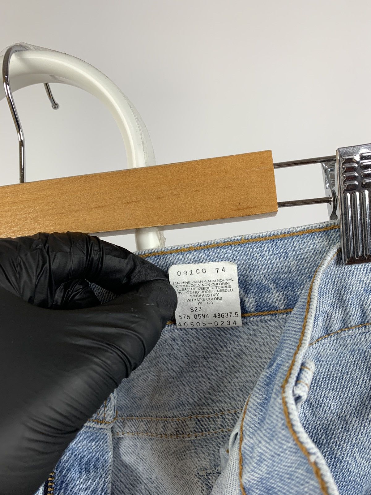 Levi's Vintage Clothing Vintage Levi’s 550 Orange Tab Washed Blue Made In USA Denim Size US 40 / EU 56 - 21 Thumbnail