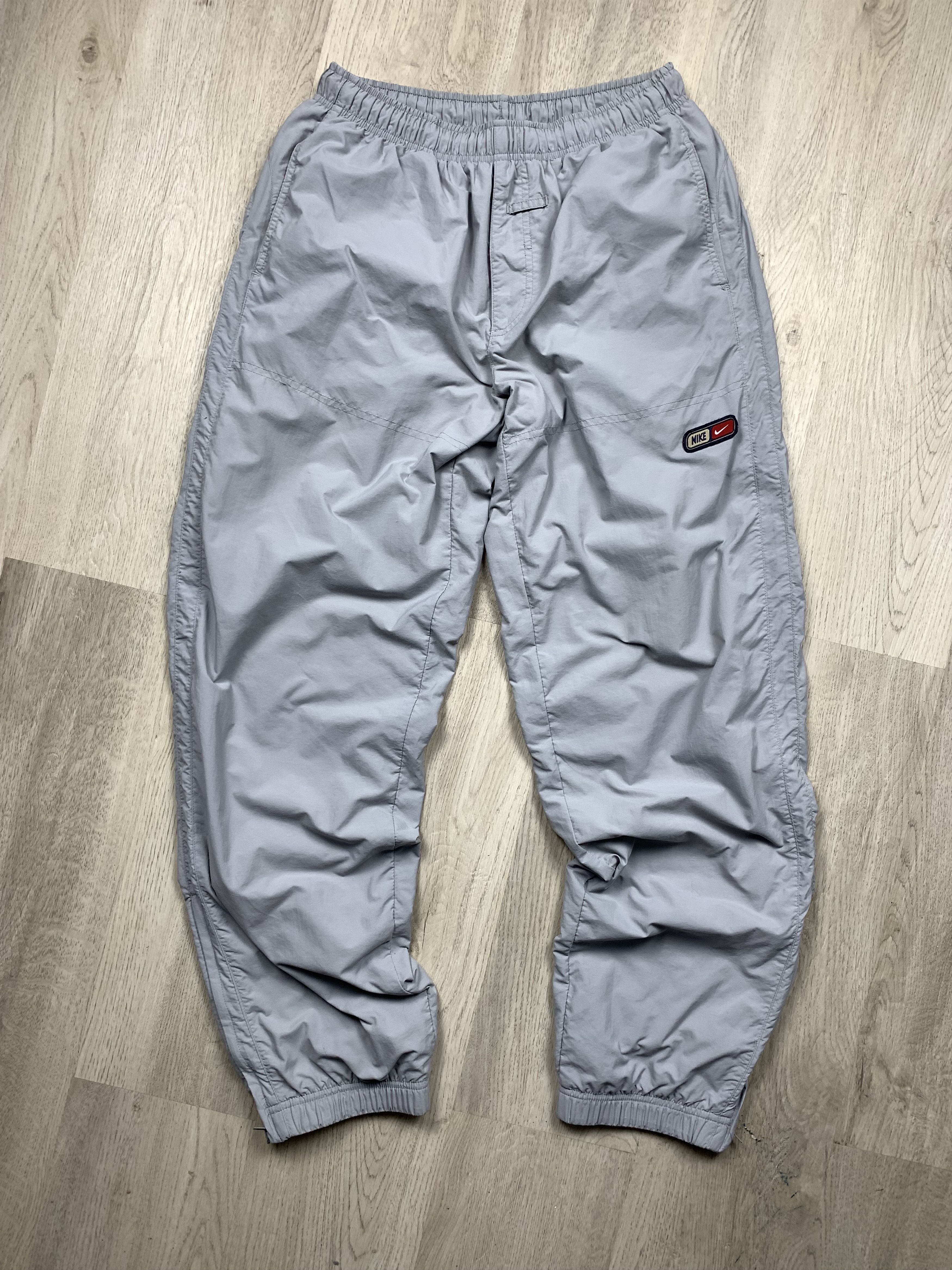 Nike Nike Vintage Mens Nylon Pants Size US 32 / EU 48 - 1 Thumbnail