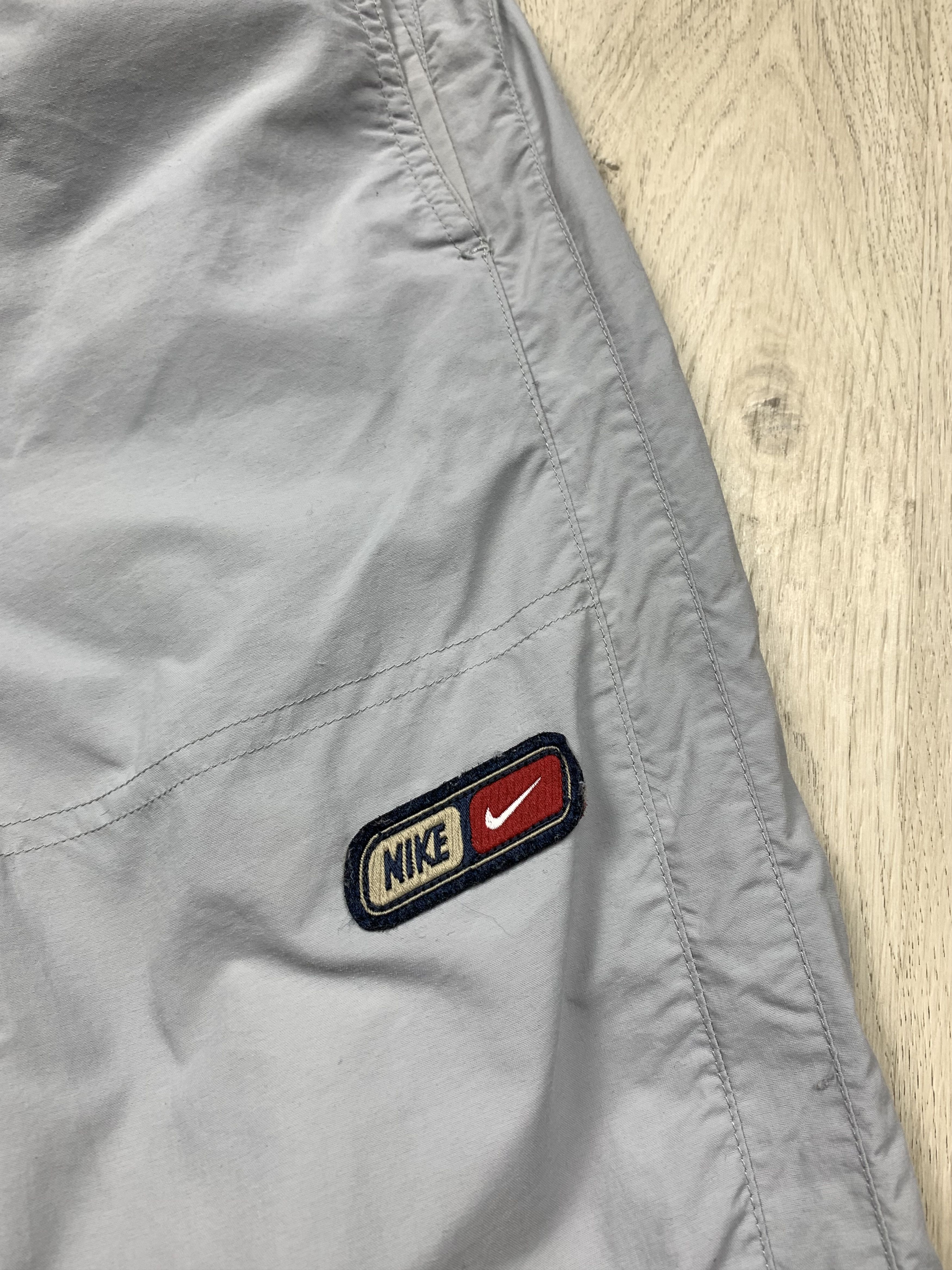 Nike Nike Vintage Mens Nylon Pants Size US 32 / EU 48 - 3 Thumbnail