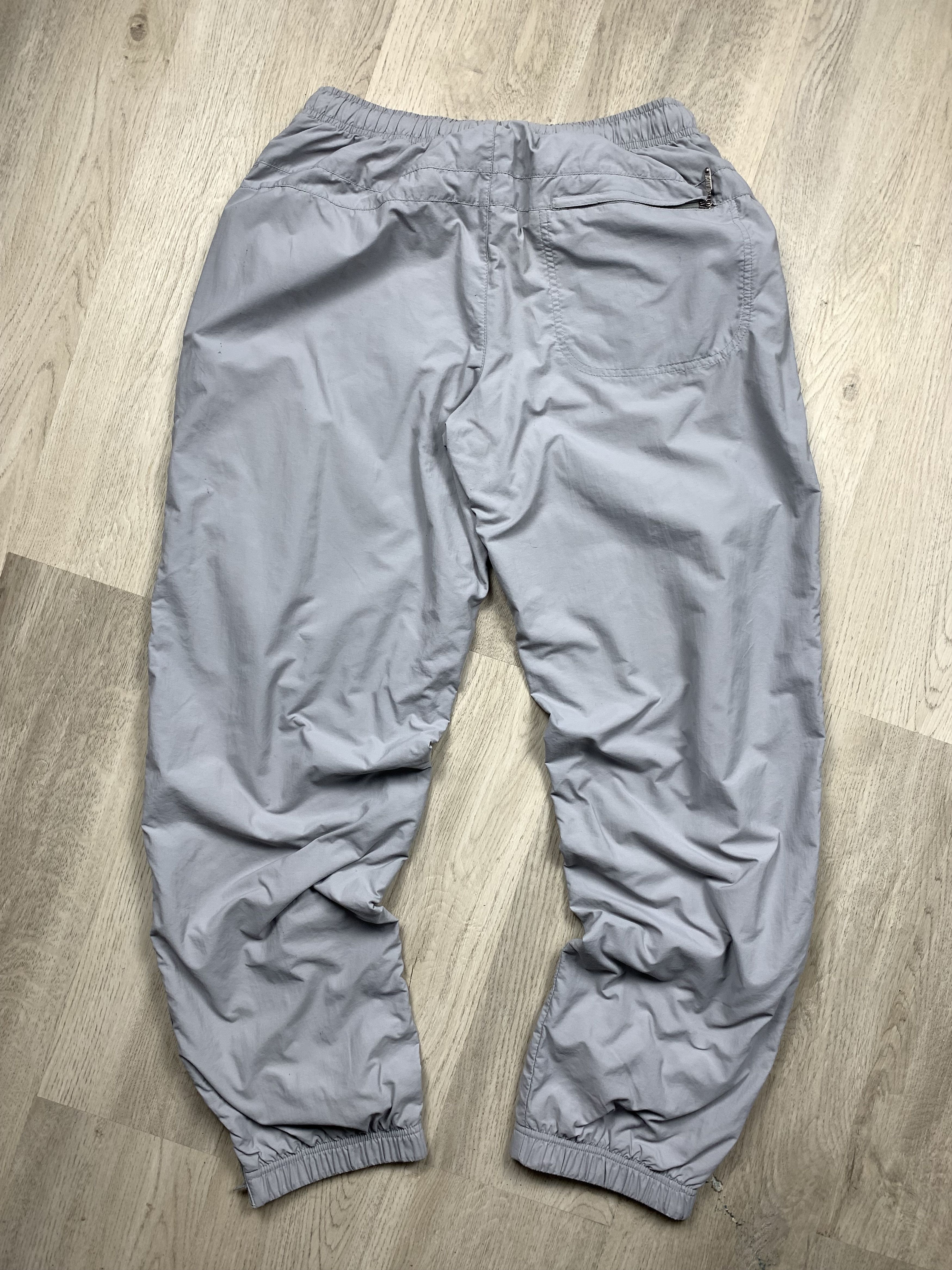 Nike Nike Vintage Mens Nylon Pants Size US 32 / EU 48 - 7 Thumbnail