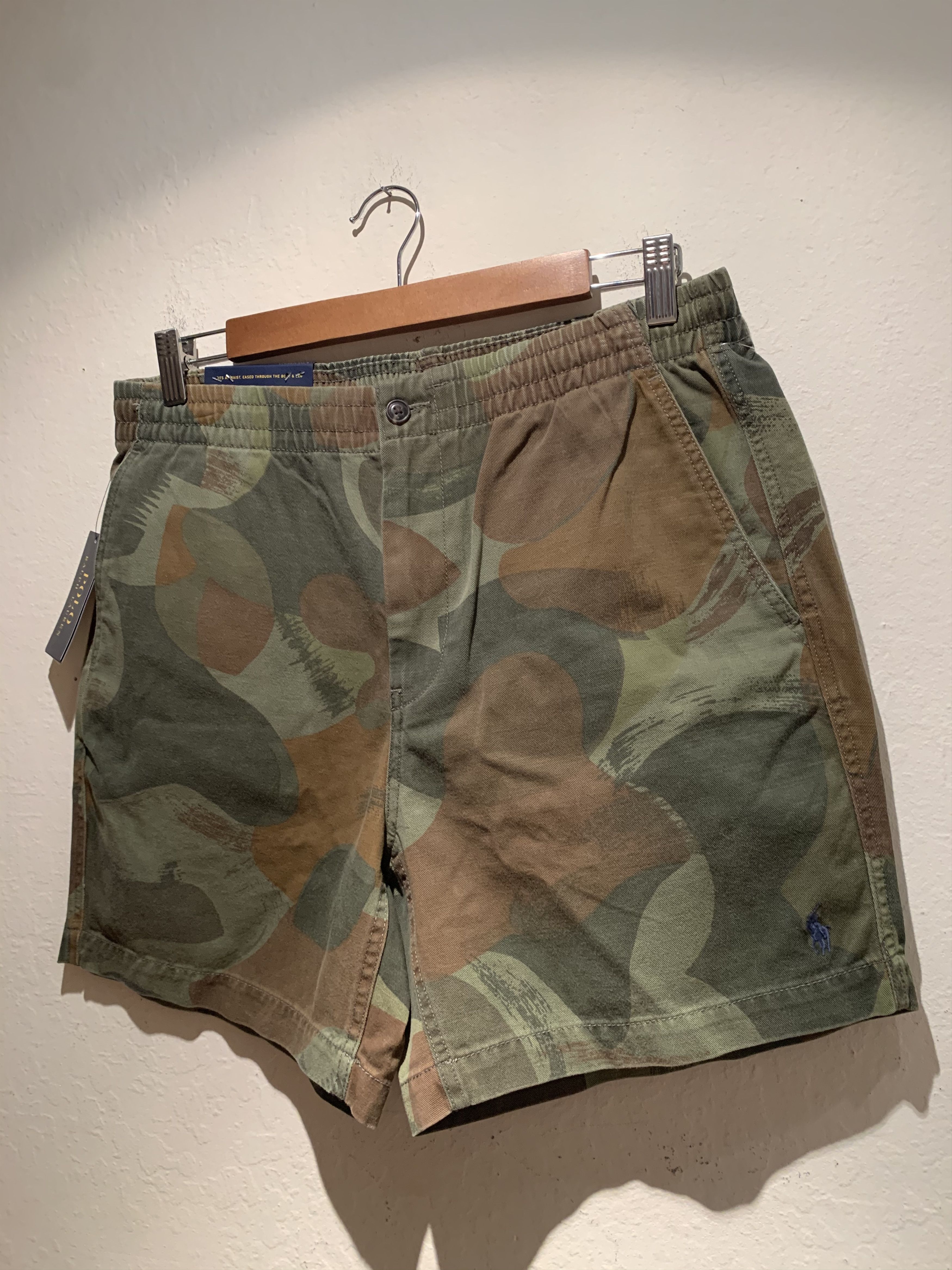 *RARE* New Polo Ralph Lauren Camo Classic 6” Shorts - M & L