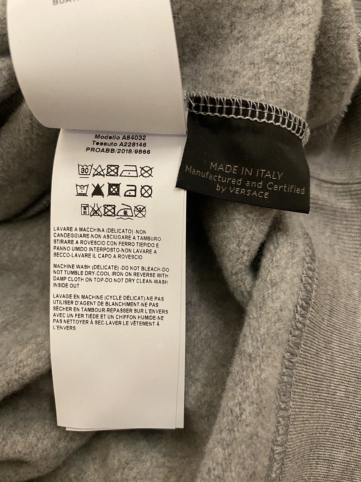 Versace $1,850 New Limited Edition Super Runway Versace Logo Hoodie Size US L / EU 52-54 / 3 - 13 Thumbnail
