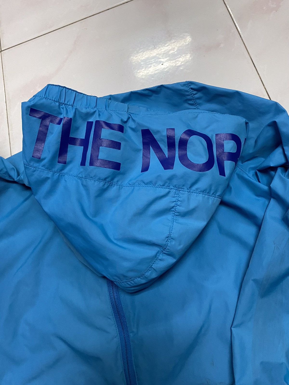 The North Face The North Face Light Windbreaker Blue Coral Size US S / EU 44-46 / 1 - 7 Thumbnail