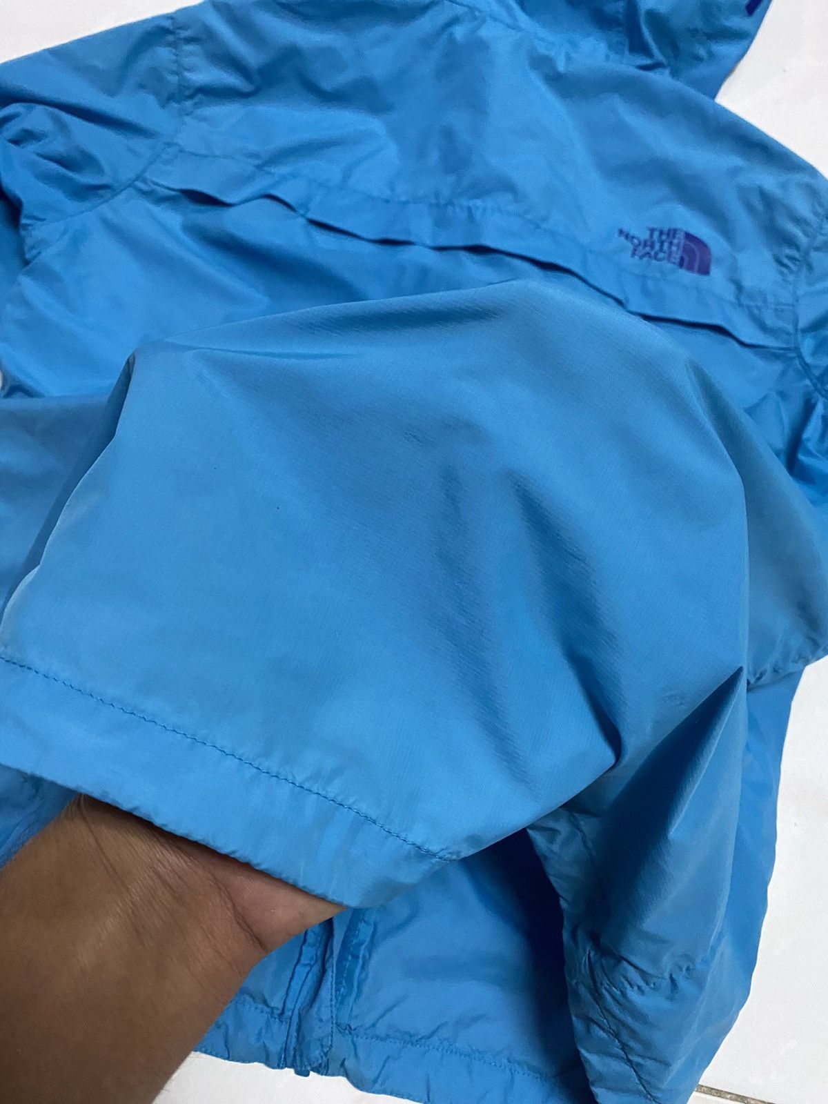 The North Face The North Face Light Windbreaker Blue Coral Size US S / EU 44-46 / 1 - 14 Thumbnail