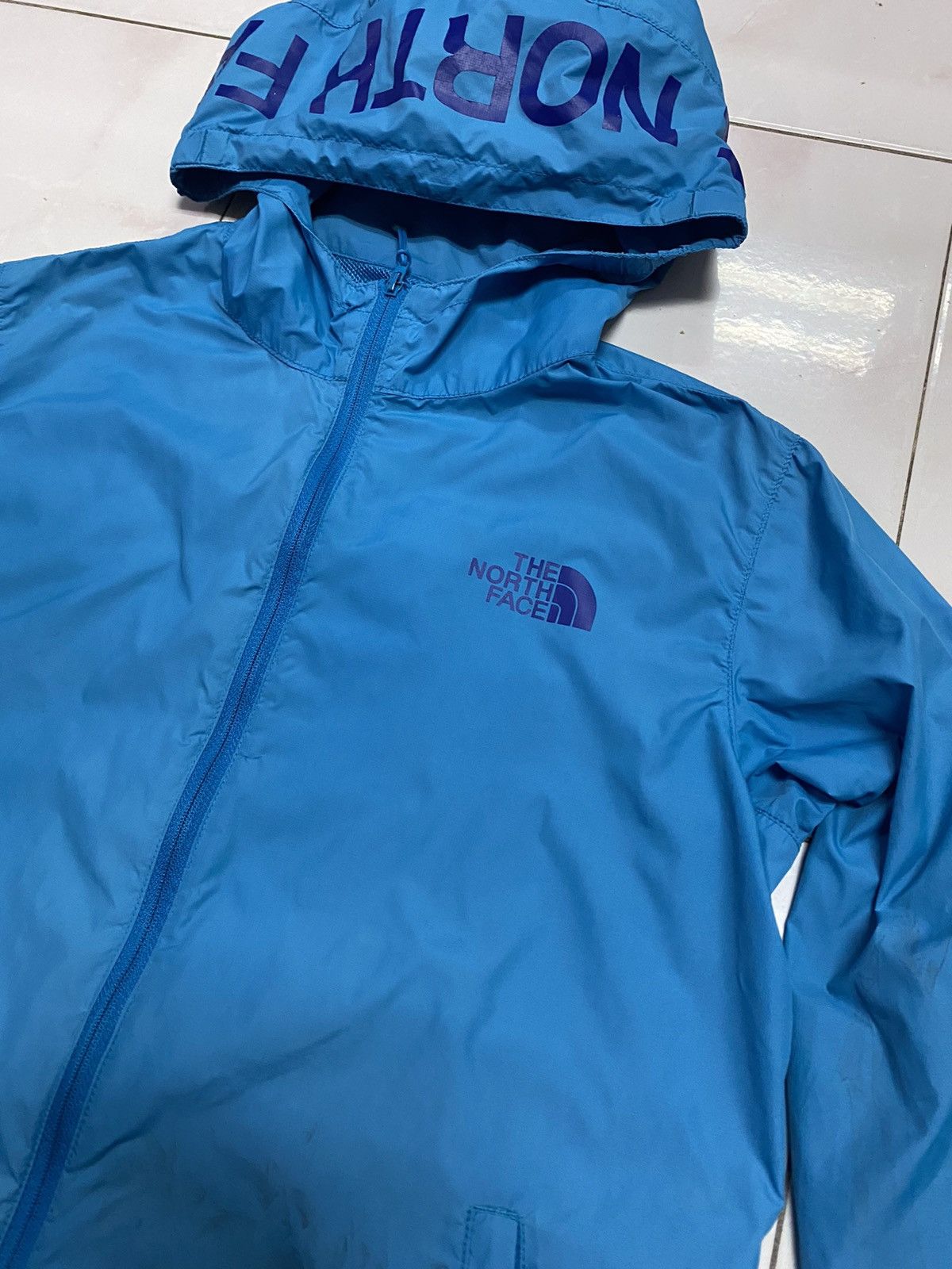 The North Face The North Face Light Windbreaker Blue Coral Size US S / EU 44-46 / 1 - 4 Thumbnail