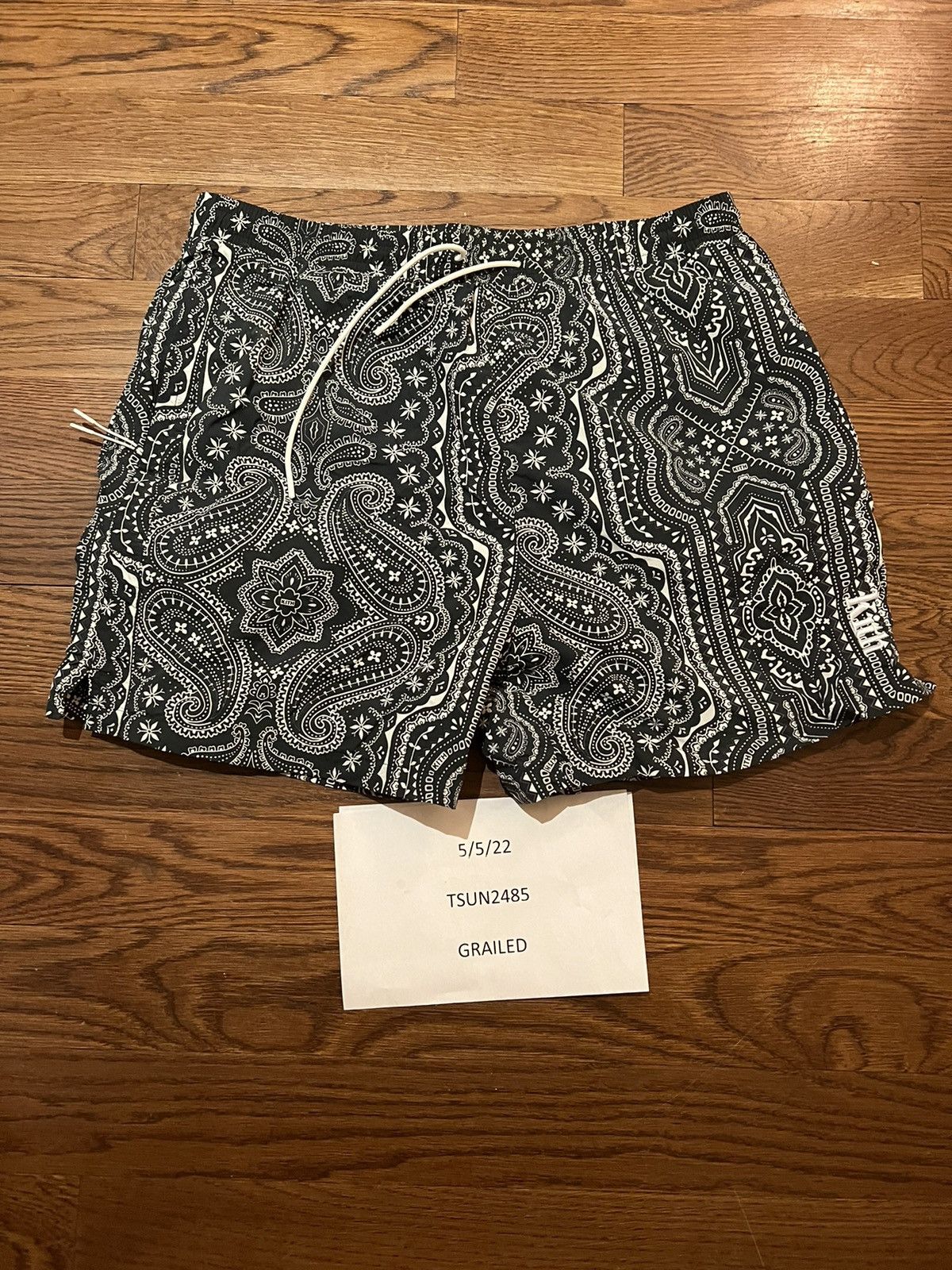 パンツ Kith Bandana Paisley Swim Short Kith Kith Bandana Paisley Swim Short Stadium Green (L, used) | Grailed