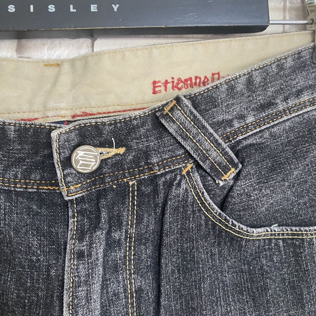 Japanese Brand Japanese Brand ETIENNE OZEKI Denim Jeans Big Logo Size US 30 / EU 46 - 8 Thumbnail