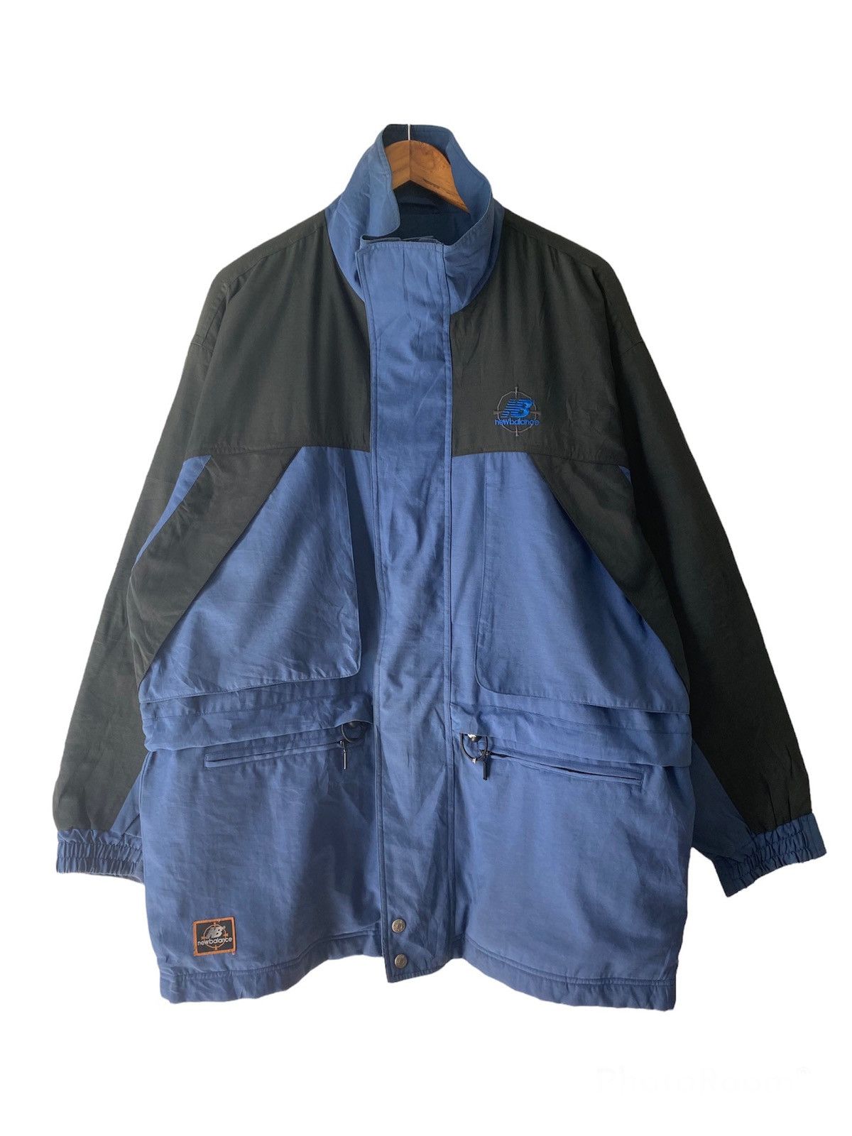 New Balance New Balance Jacket two tone colour design rare Size US L / EU 52-54 / 3 - 1 Thumbnail