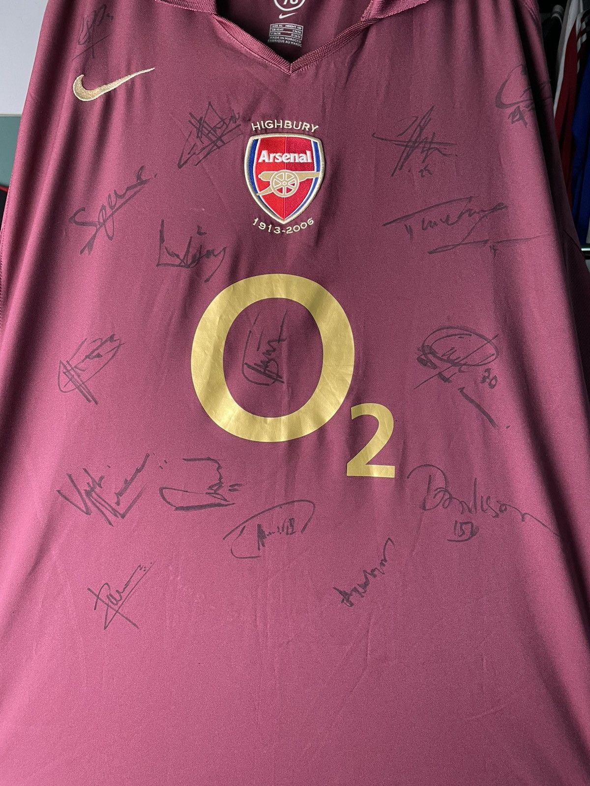 Nike × Vintage Vintage nike arsenal 2006 soccer jersey signed all team rare Size US XL / EU 56 / 4 - 8 Thumbnail