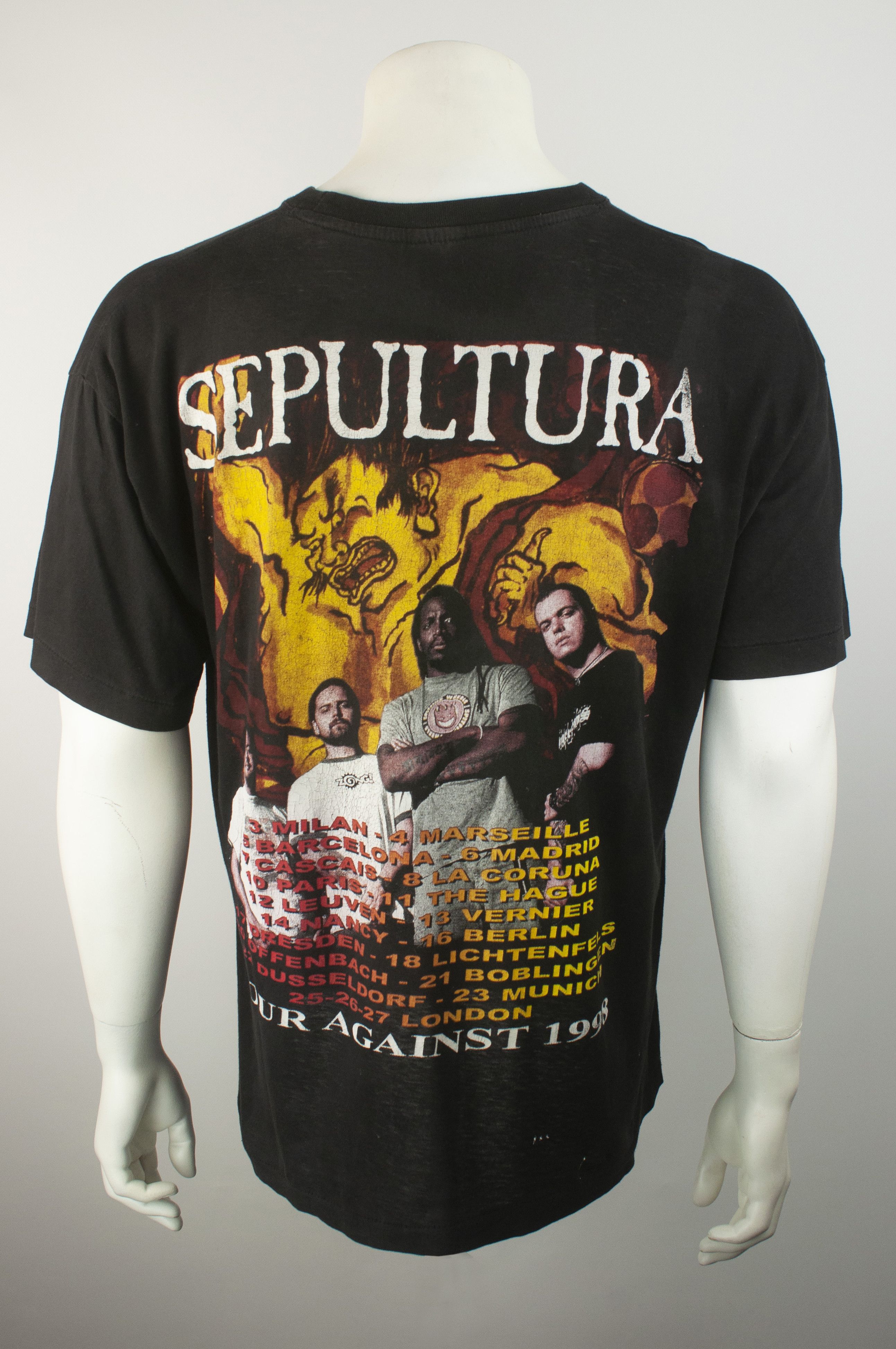 Vintage 1998 Sepultura Against Tour Band Graphic Tee Shirt