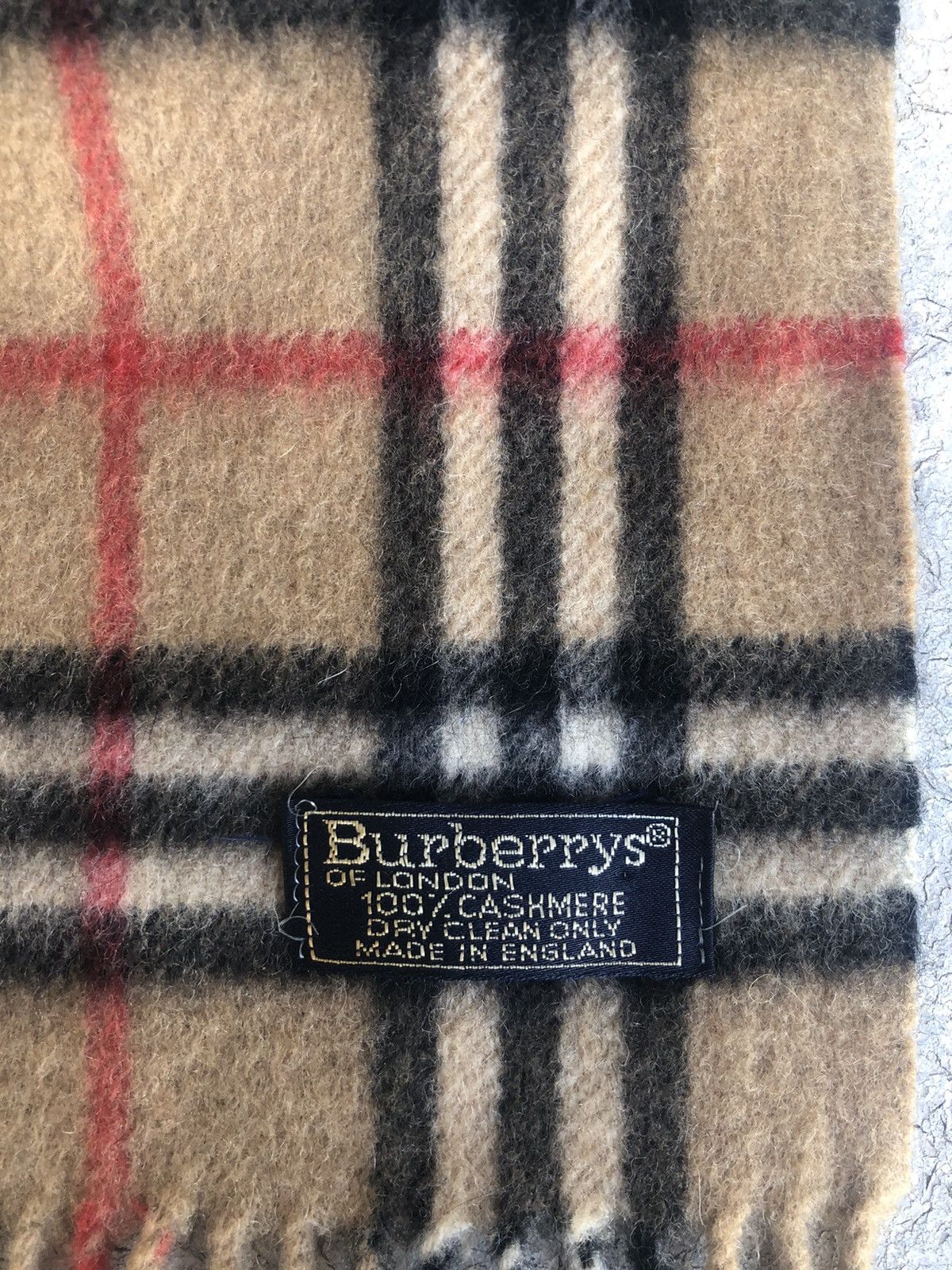 Burberry Burberry vintage scarf pure cashmere tartan nova check Size ONE SIZE - 2 Preview