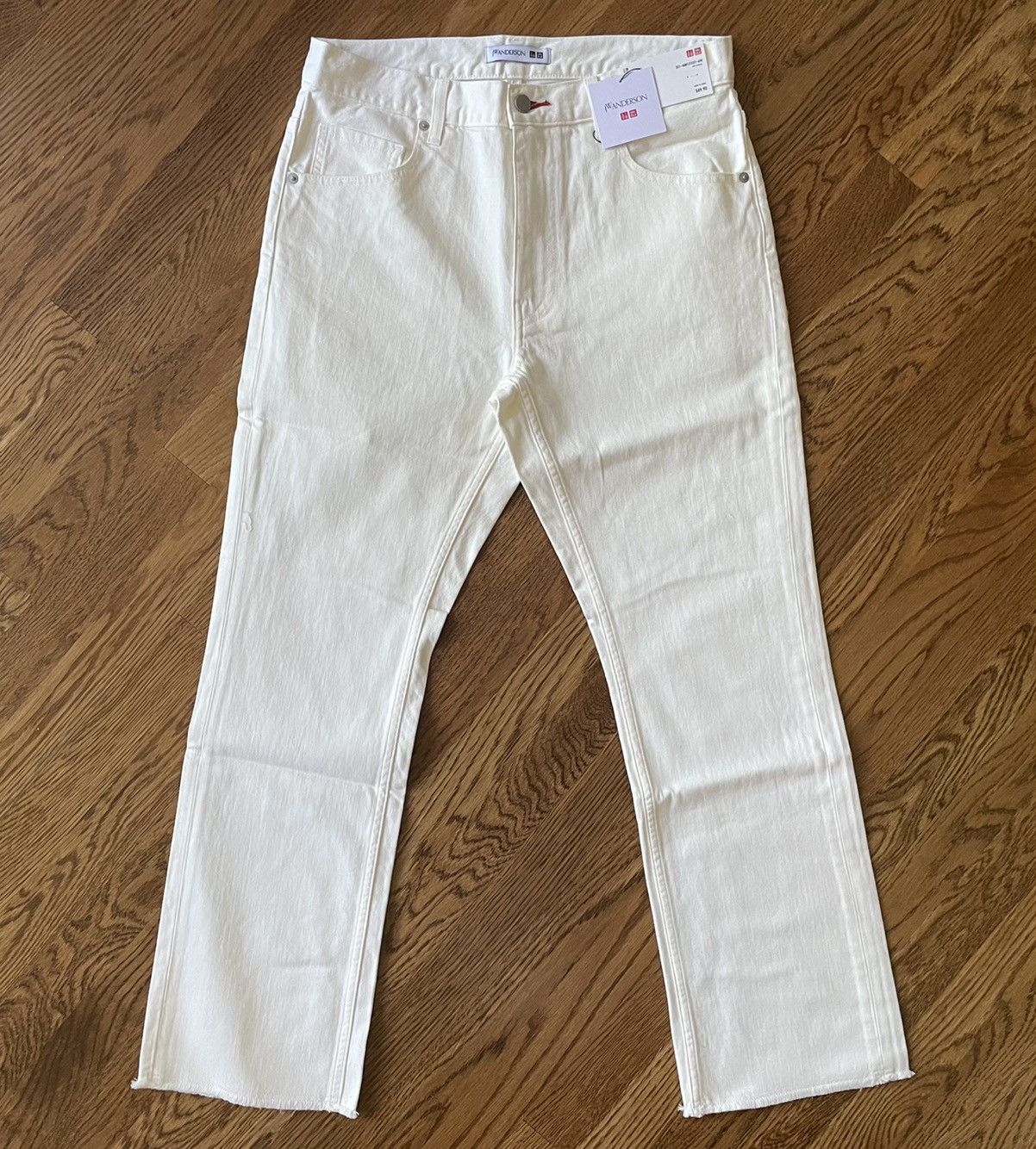 JW Anderson × Uniqlo Size 32 Off-White J.W. Anderson Jeans Bootcut Denim Pants Size US 32 / EU 48 - 1 Thumbnail