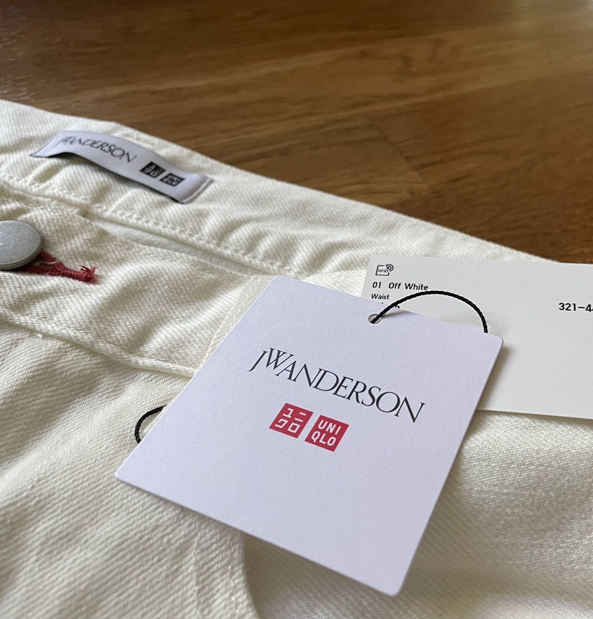 JW Anderson × Uniqlo Size 32 Off-White J.W. Anderson Jeans Bootcut Denim Pants Size US 32 / EU 48 - 17 Thumbnail