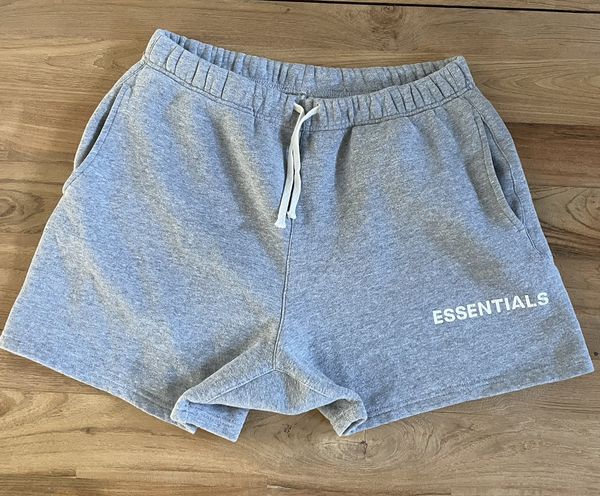 Fear of God Fear of God Essentials Graphic Sweat Shorts FW18 Grey