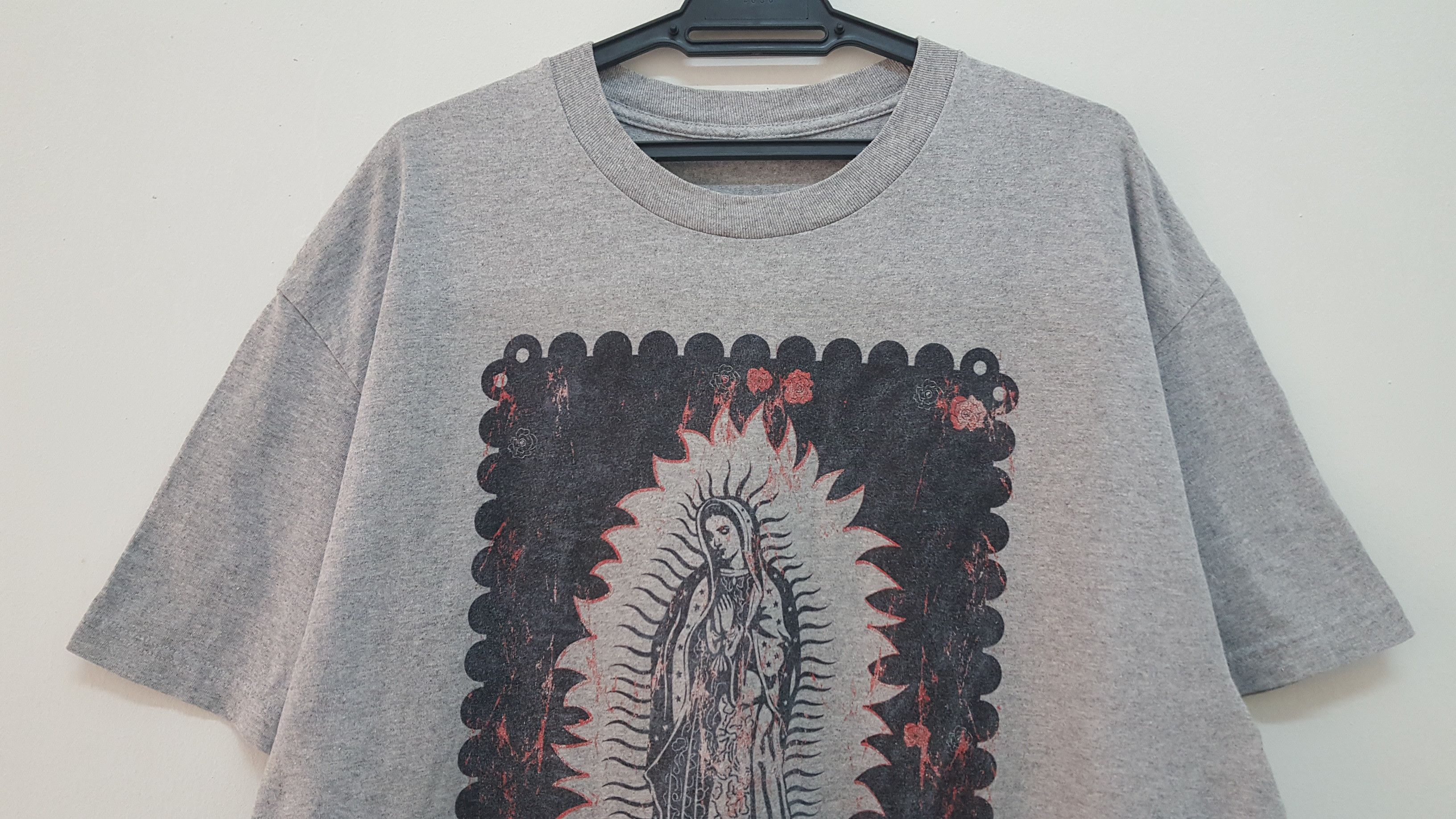 Art Comes First × Vintage GRAIL 🔥🔥🔥 VIRGIN MARY LADY OF GUADALUPE GRAPHIC TEE Size US XL / EU 56 / 4 - 6 Thumbnail