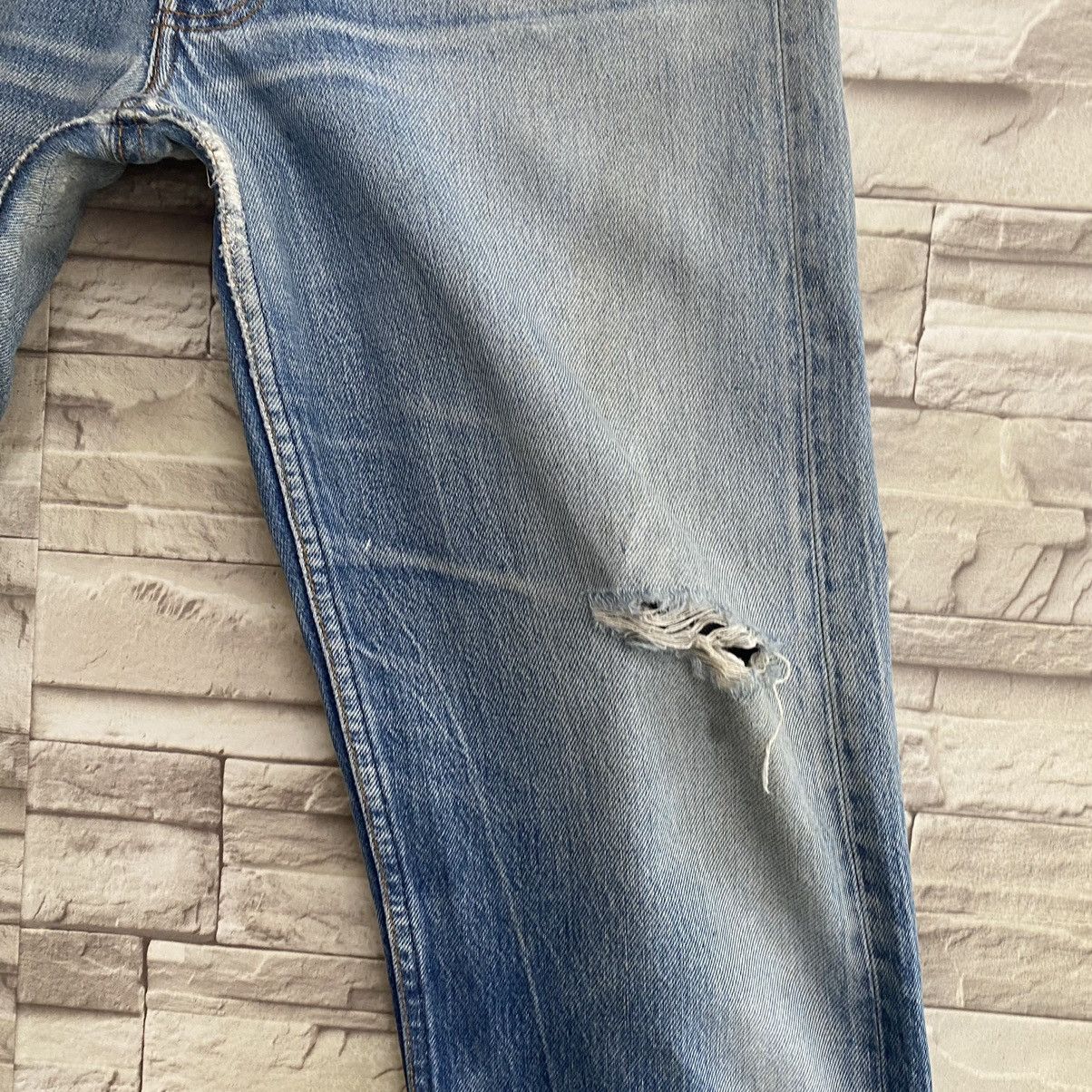 Levi's Vintage Levis 501xx Distressed Jeans 32x32 Size US 32 / EU 48 - 8 Thumbnail