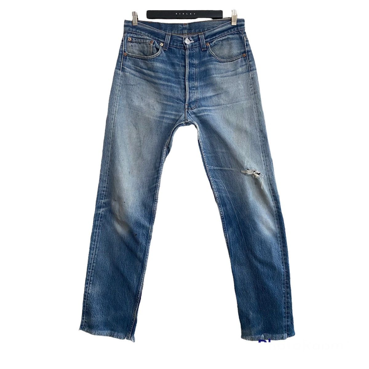 Levi's Vintage Levis 501xx Distressed Jeans 32x32 Size US 32 / EU 48 - 1 Thumbnail