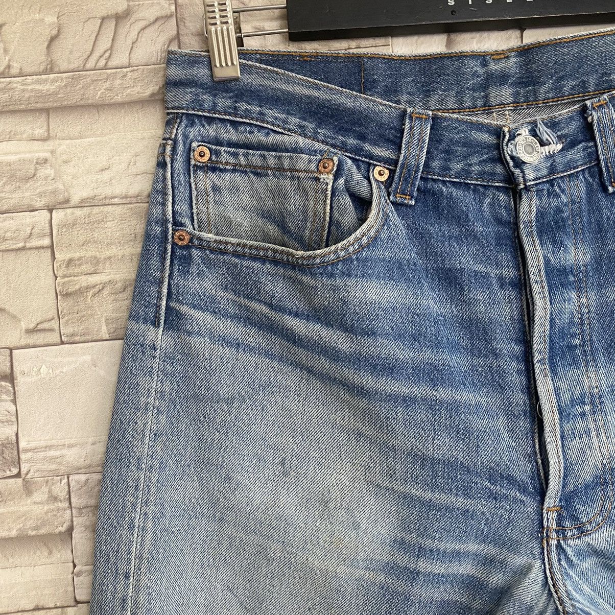 Levi's Vintage Levis 501xx Distressed Jeans 32x32 Size US 32 / EU 48 - 5 Thumbnail