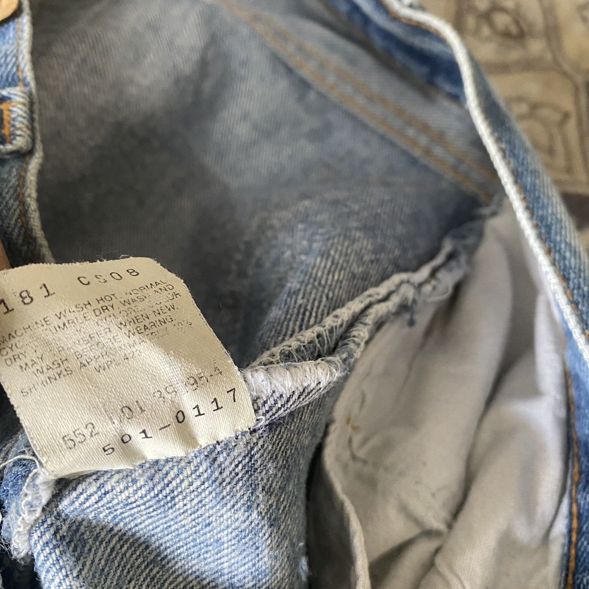 Levi's Vintage Levis 501xx Distressed Jeans 32x32 Size US 32 / EU 48 - 22 Thumbnail