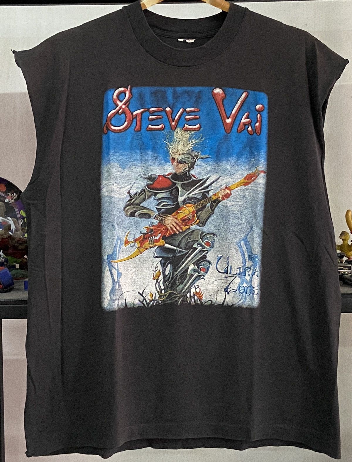Vintage 2000s Steve Vai The Ultra Zone Guitar Hero T-Shirt