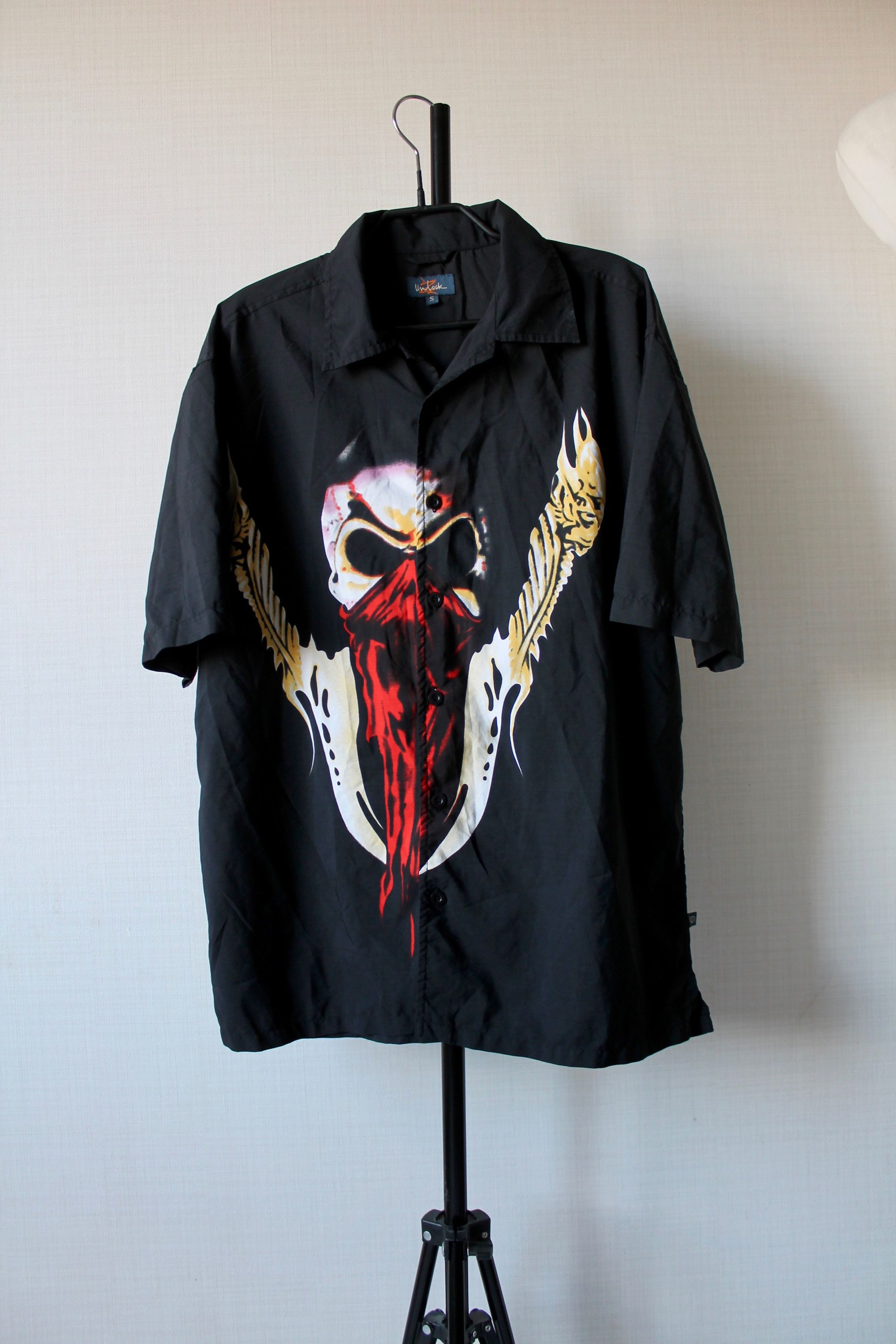 Vintage UNLOCK Skull Vintage Shirt Short Sleeve print streetwear Size US S / EU 44-46 / 1 - 1 Thumbnail