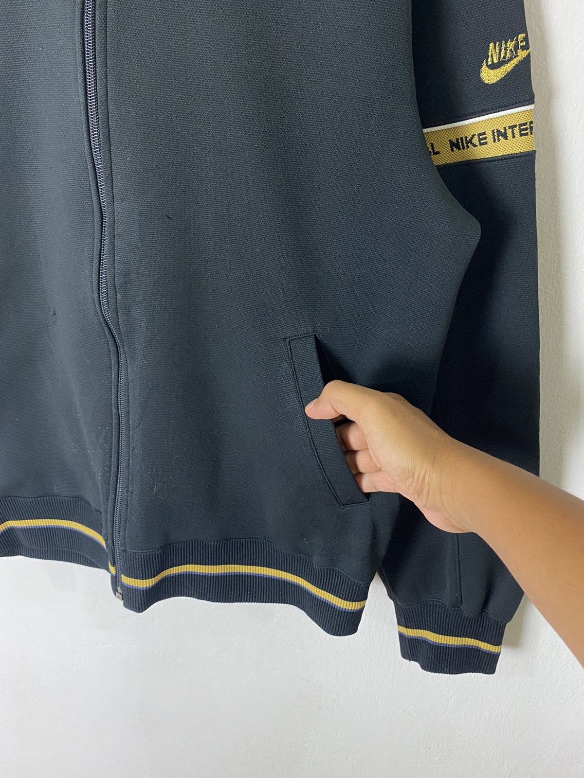 Nike × Vintage Vintage Nike International Tracktop Sweater Size US XL / EU 56 / 4 - 6 Thumbnail